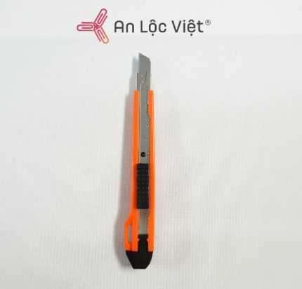 Dao rọc giấy trung SDI 0404