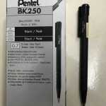 Bút bi Pentel BK250